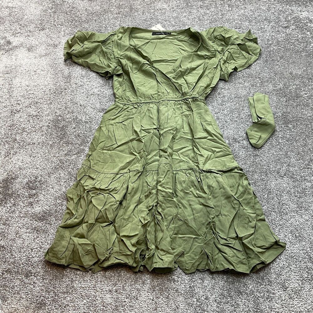 Leani Dress Womens Small Light Green Fit & Flare Elastic Waist Belt New NWT